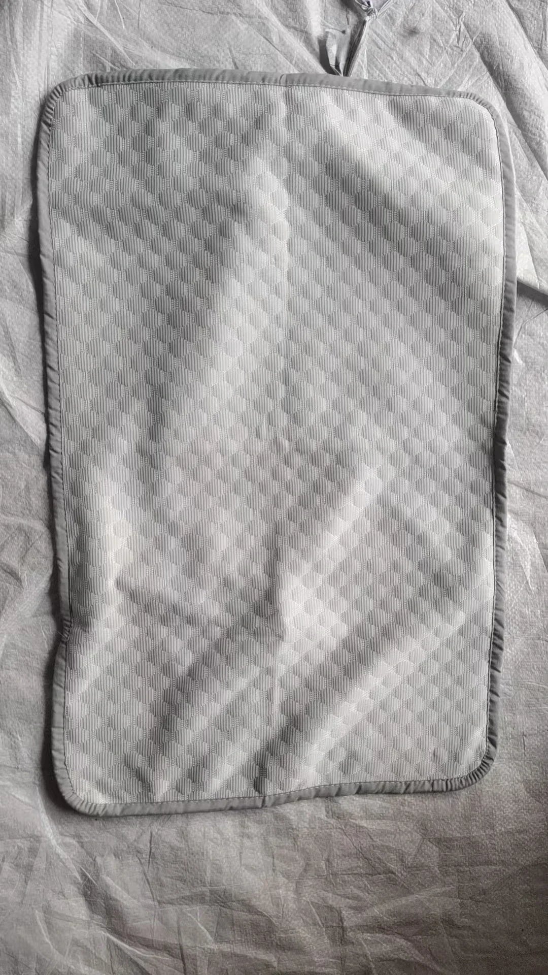 Cooling Summer Pillowcase – Solid Color