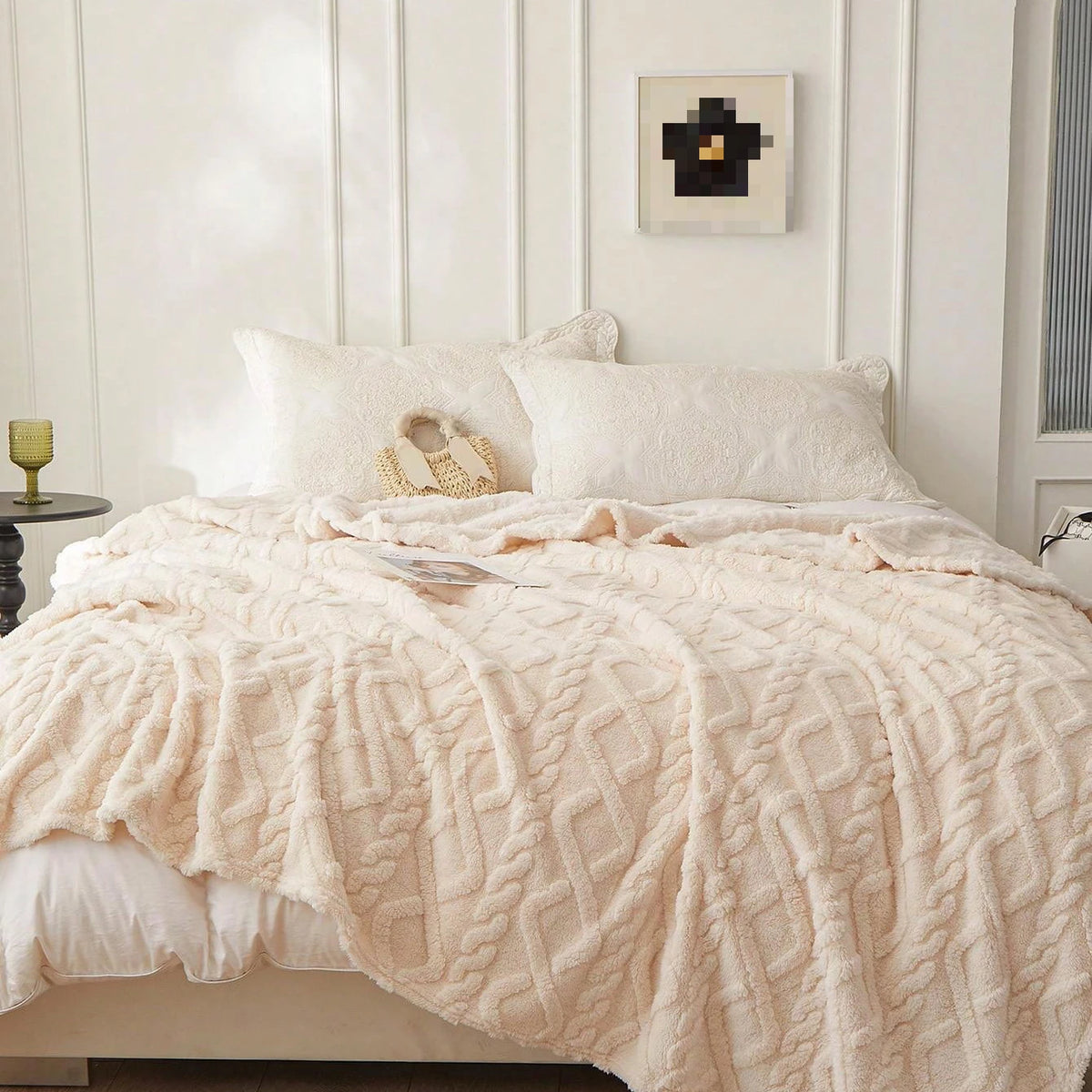 Lightweight Coral Fleece Blanket - Sofa & Nap Cover