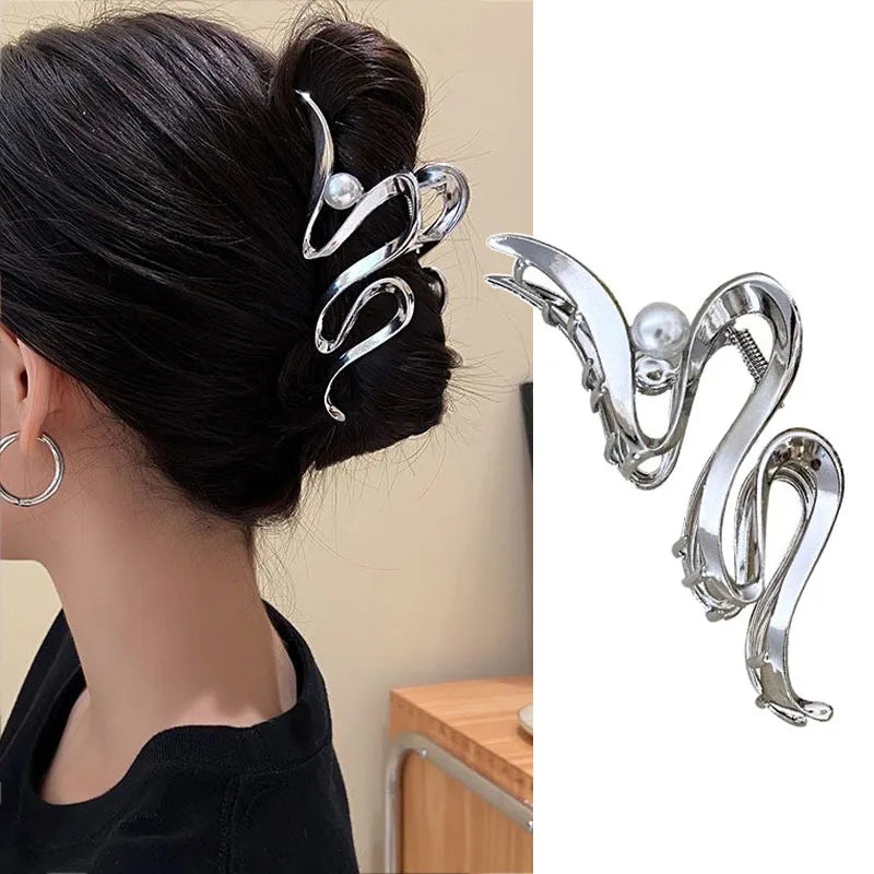 Gothic Spider Hair Claw Clips – Strong Hold Metal Shark Clamps for Halloween, Punk & Everyday Styling (24 Styles)