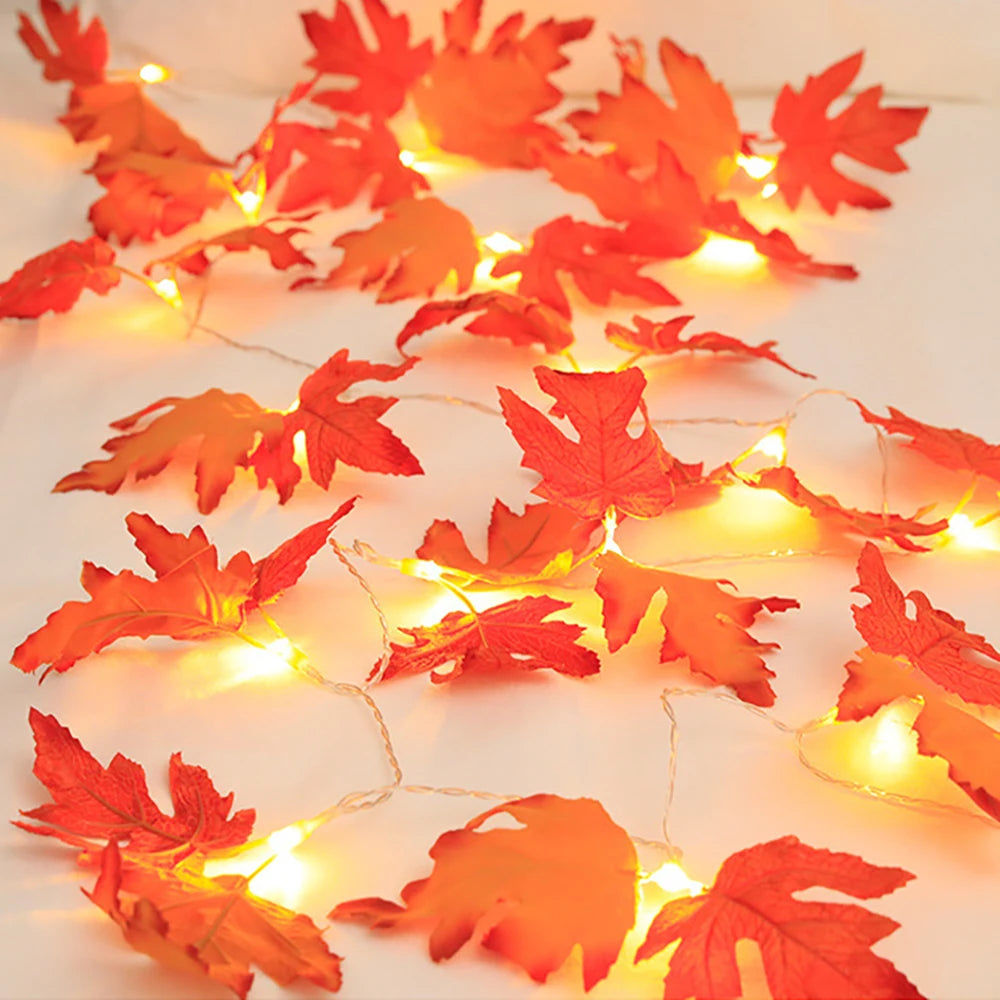 Maple Leaf Lantern LED String Lights – Autumn Garland for Halloween, Thanksgiving & Christmas Home Decor (2M / 3M / 6M, USB or Battery)