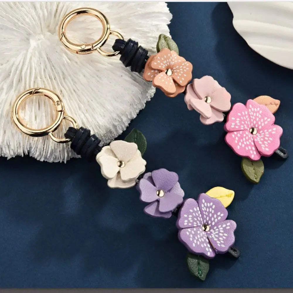 Handmade PU Leather Flower Bag Pendant & Keychain – Lotus Charm for Women
