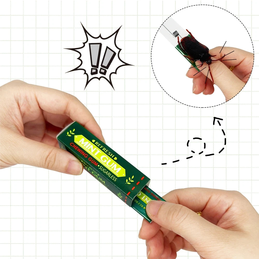Halloween Fake Cockroach Prank Gum Toys – 10, 20 or 30pc Plastic Joke Props for Halloween Parties & Pranks