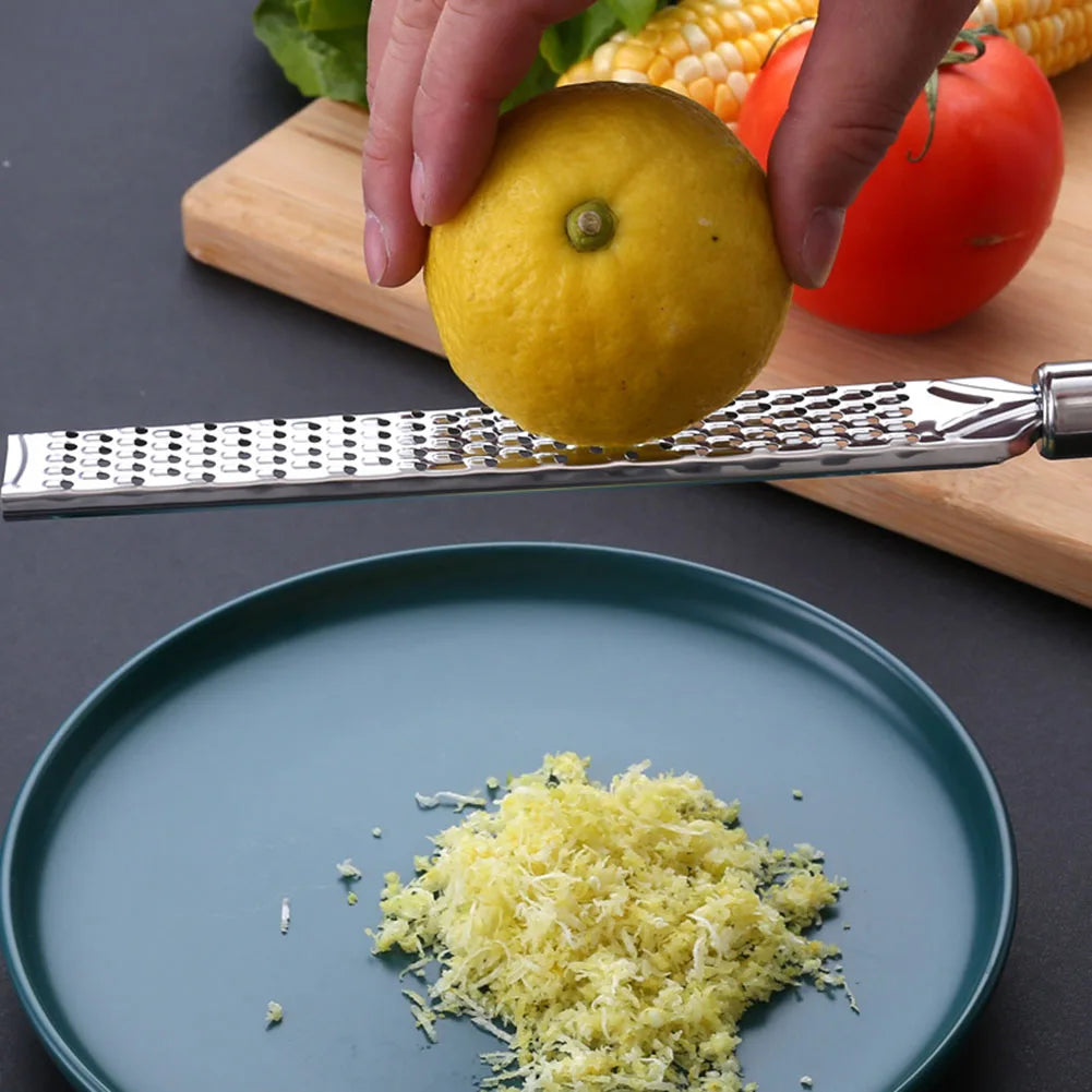 20cm Stainless Steel Grater for Lemon, Ginger, Garlic, Cheese & Chocolate