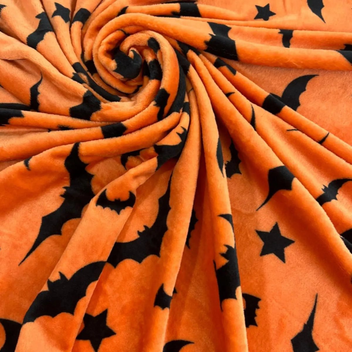 1PC Gifts Blanket Black Bats Printed Flannel Blanket Perfect for Sofa Office Bed Travel Sleep Read Relax Camping four season 