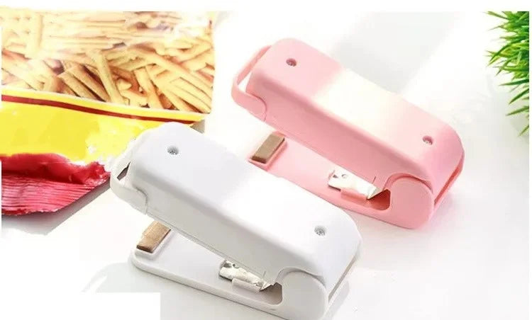 Snack Sealer Snack Bag Clip kitchen Food Sealing Machine Small Household Snacks Moisture-Proof Food Sealing Artifact Easy To 