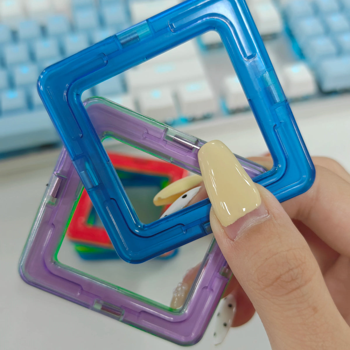 Magnetic Building Blocks – Medium STEM