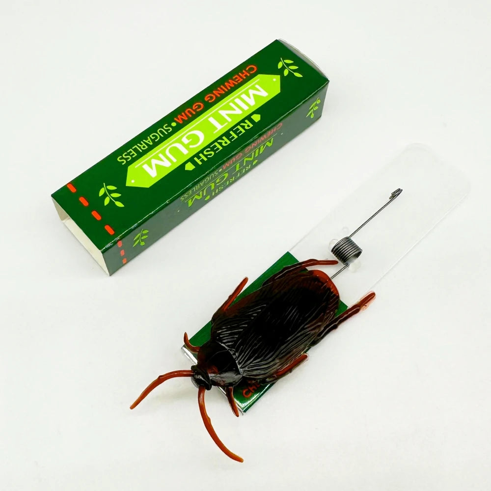 Halloween Fake Cockroach Prank Gum Toys – 10, 20 or 30pc Plastic Joke Props for Halloween Parties & Pranks