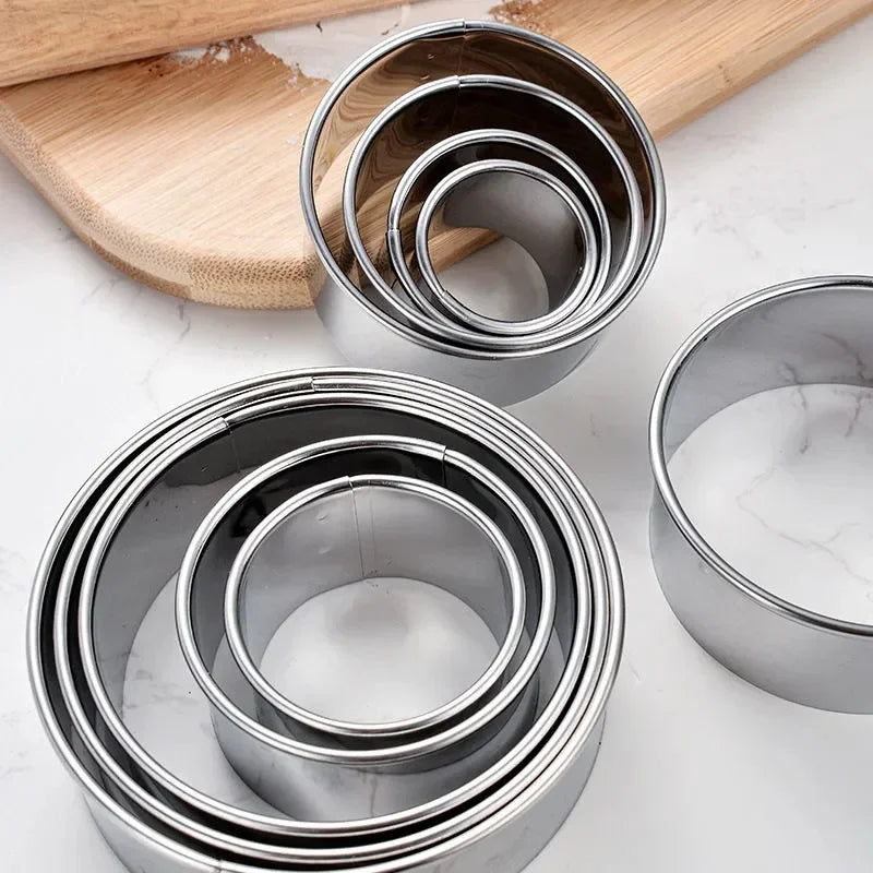 Stainless Steel Round Biscuit & Cookie Cutter Set — 3/5PCS