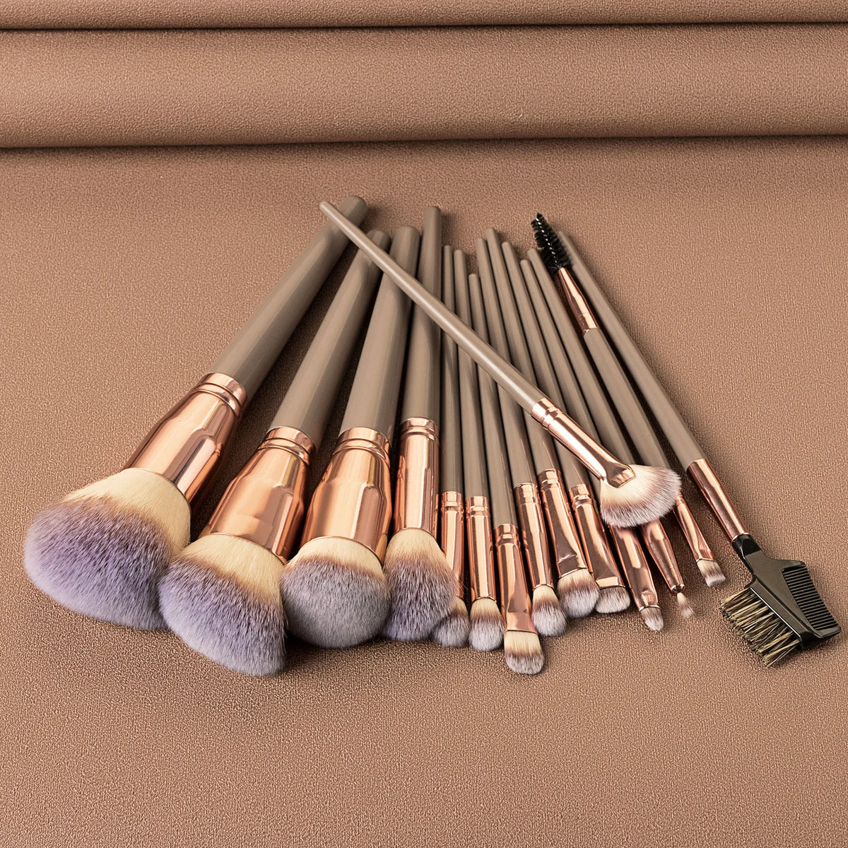 Complete Face & Eye Makeup Brush Set – Professional Full Coverage Kit