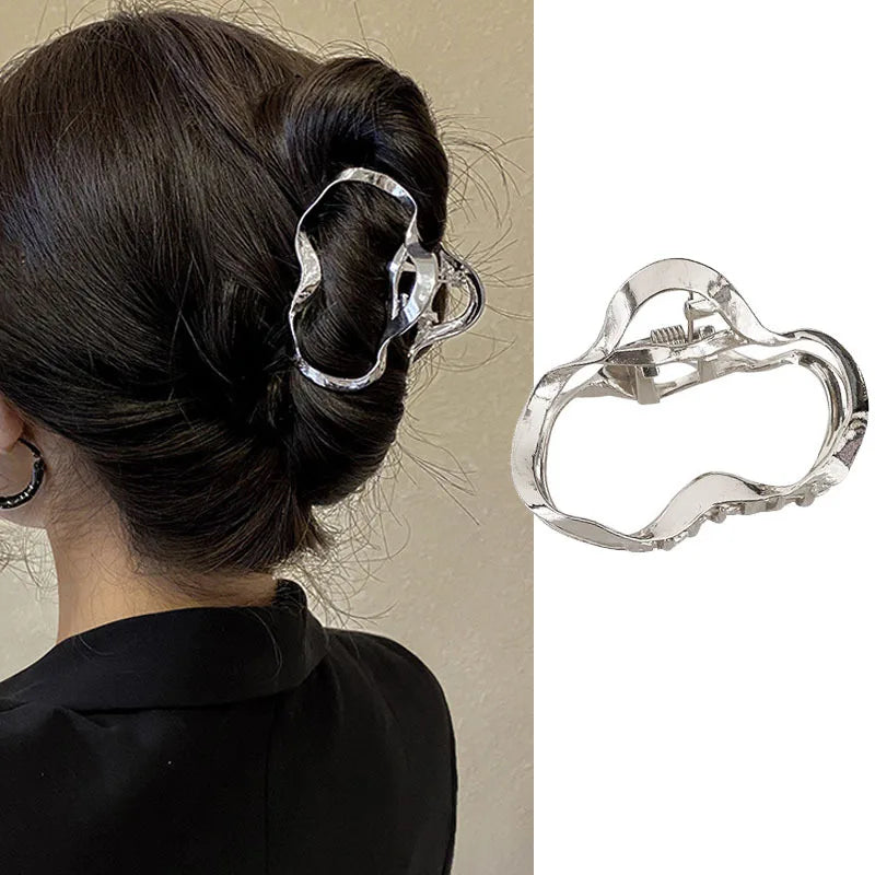 Gothic Spider Hair Claw Clips – Strong Hold Metal Shark Clamps for Halloween, Punk & Everyday Styling (24 Styles)