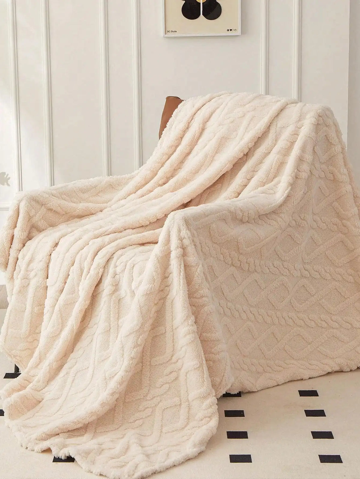 Lightweight Coral Fleece Blanket - Sofa & Nap Cover